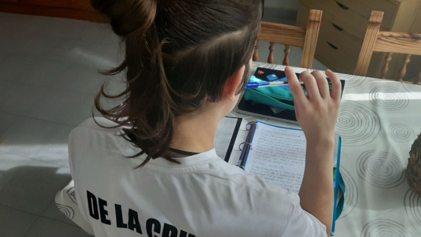 De La Cruz: "Hay que levantarse del sofá y hacer deporte"
